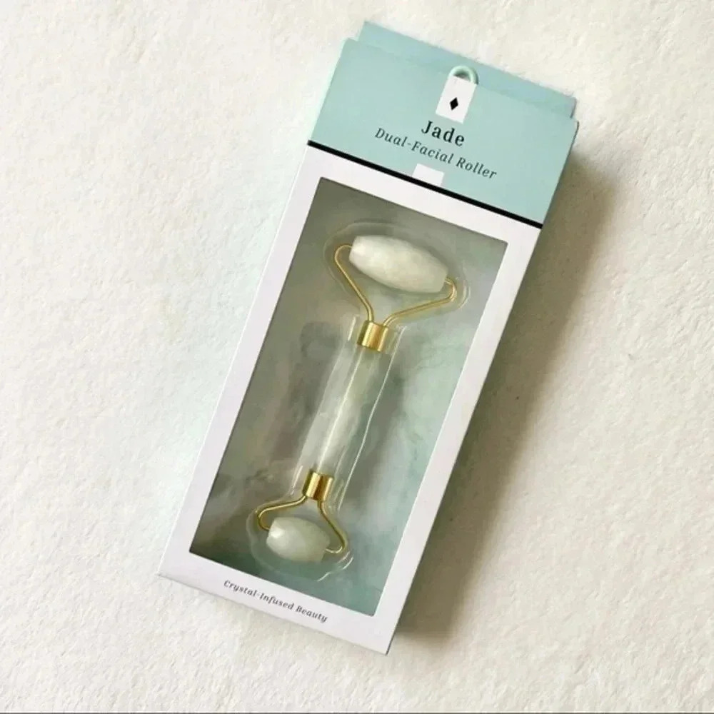 Jade Roller​​ - Picture 4 of 4